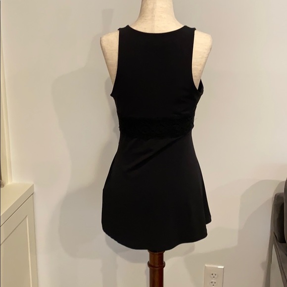 Black sleeveless top with lace around bodice - Picture 6 of 10